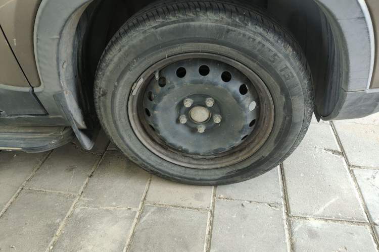 Used CHANGAN OSHAN X70A 2018 1.5L Manual Base Version Right Front Wheel Hub