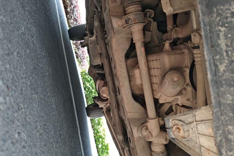 Used CHANGAN OSHAN X70A 2018 1.5L Manual Comfort Model Chassis Front