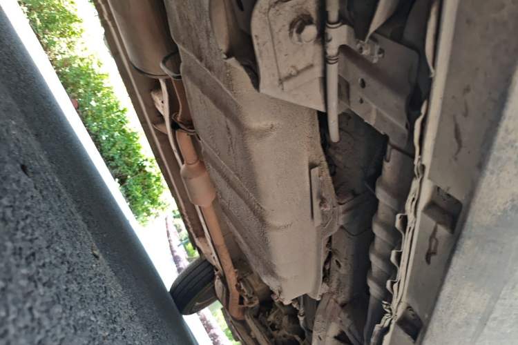 Used CHANGAN OSHAN X70A 2018 1.5L Manual Comfort Model Chassis Rear Right