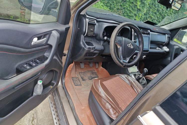 Used CHANGAN OSHAN X70A 2018 1.5L Manual Standard Edition Driver Seat