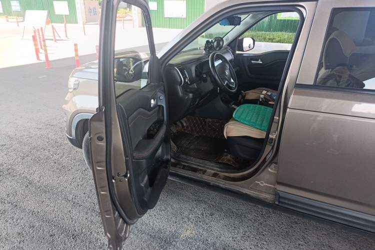 Used CHANGAN OSHAN X70A 2018 1.5L Manual Standard Edition Driver Seat