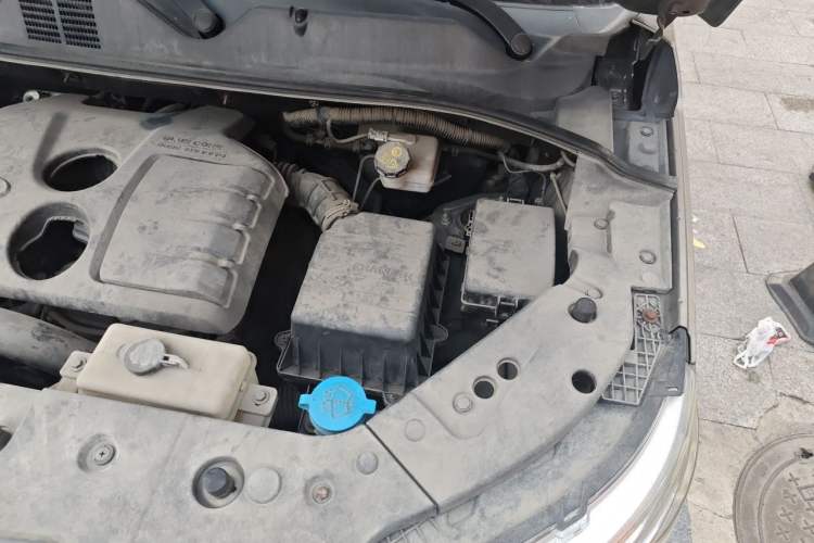 Used CHANGAN OSHAN X70A 2018 1.5L Manual Luxury Model Engine Bay Left