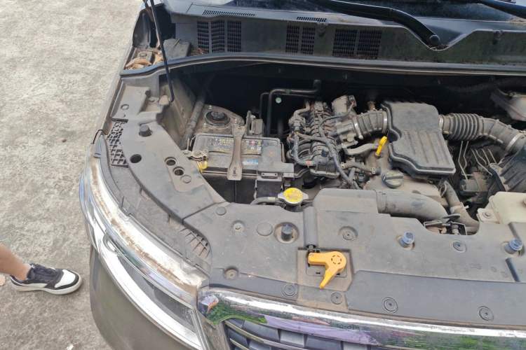 Used CHANGAN OSHAN X70A 2018 1.5L Manual Standard Edition Engine Bay Right