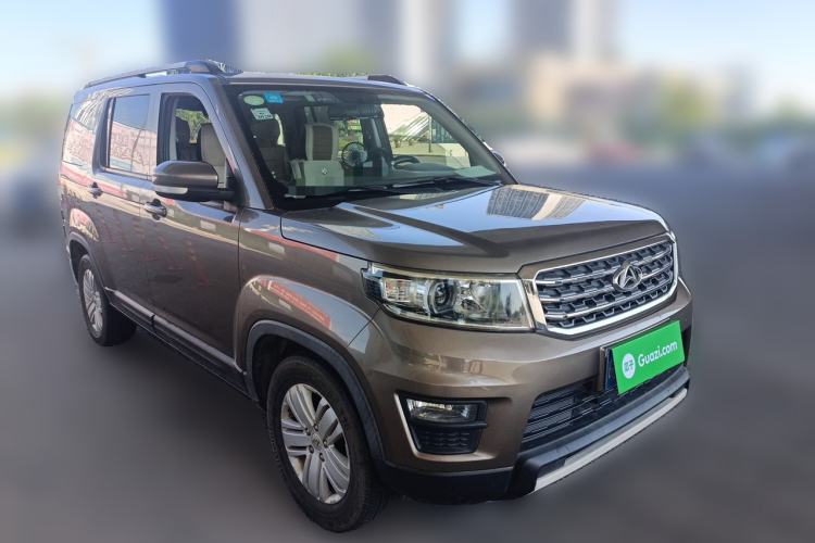 Used CHANGAN OSHAN X70A 2018 1.5L Manual Standard Edition Front Right 45 Deg