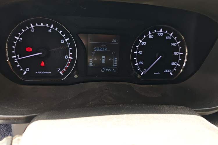 Used CHANGAN OSHAN X70A 2018 1.5L Manual Comfort Model Odometer Close Up