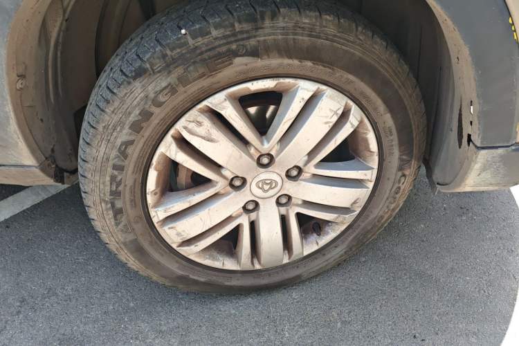 Used CHANGAN OSHAN X70A 2018 1.5L Manual Comfort Model Right Front Wheel Hub