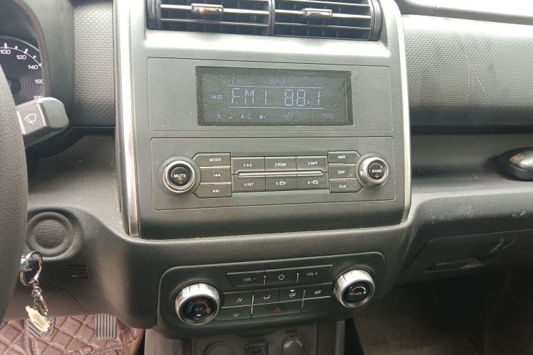 Used CHANGAN OSHAN X70A 2018 1.5L Manual Standard Edition Audio And AC Panel