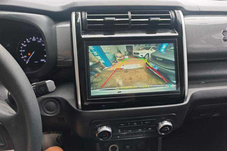 Used CHANGAN OSHAN X70A 2018 1.5L Manual Elite Version Audio And AC Panel