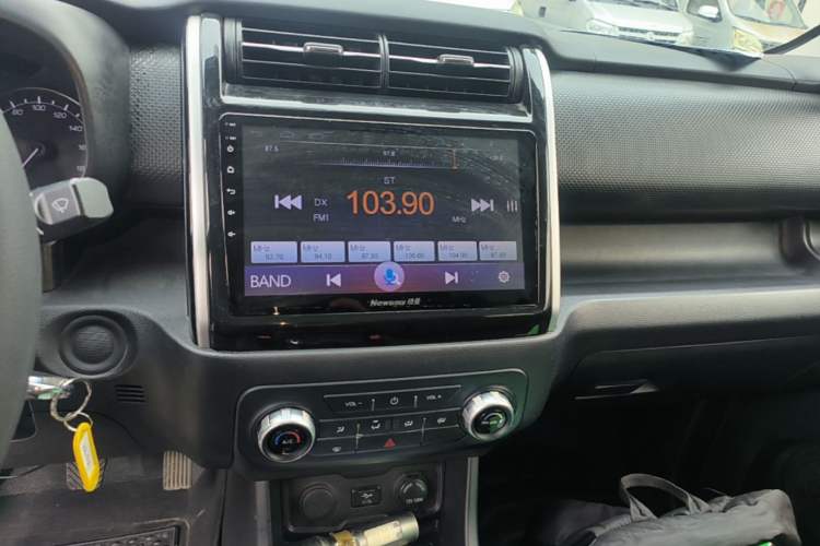 Used CHANGAN OSHAN X70A 2018 1.5L Manual Standard Edition Audio And AC Panel