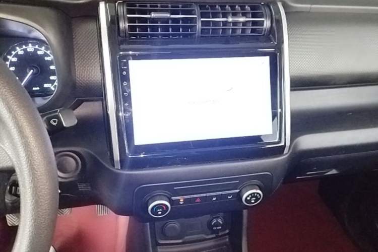 Used CHANGAN OSHAN X70A 2018 1.5L Manual Base Version Audio And AC Panel