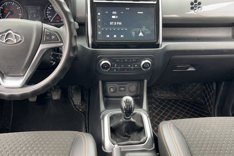 Used CHANGAN OSHAN X70A 2018 1.5L Manual Elite Version Audio And AC Panel