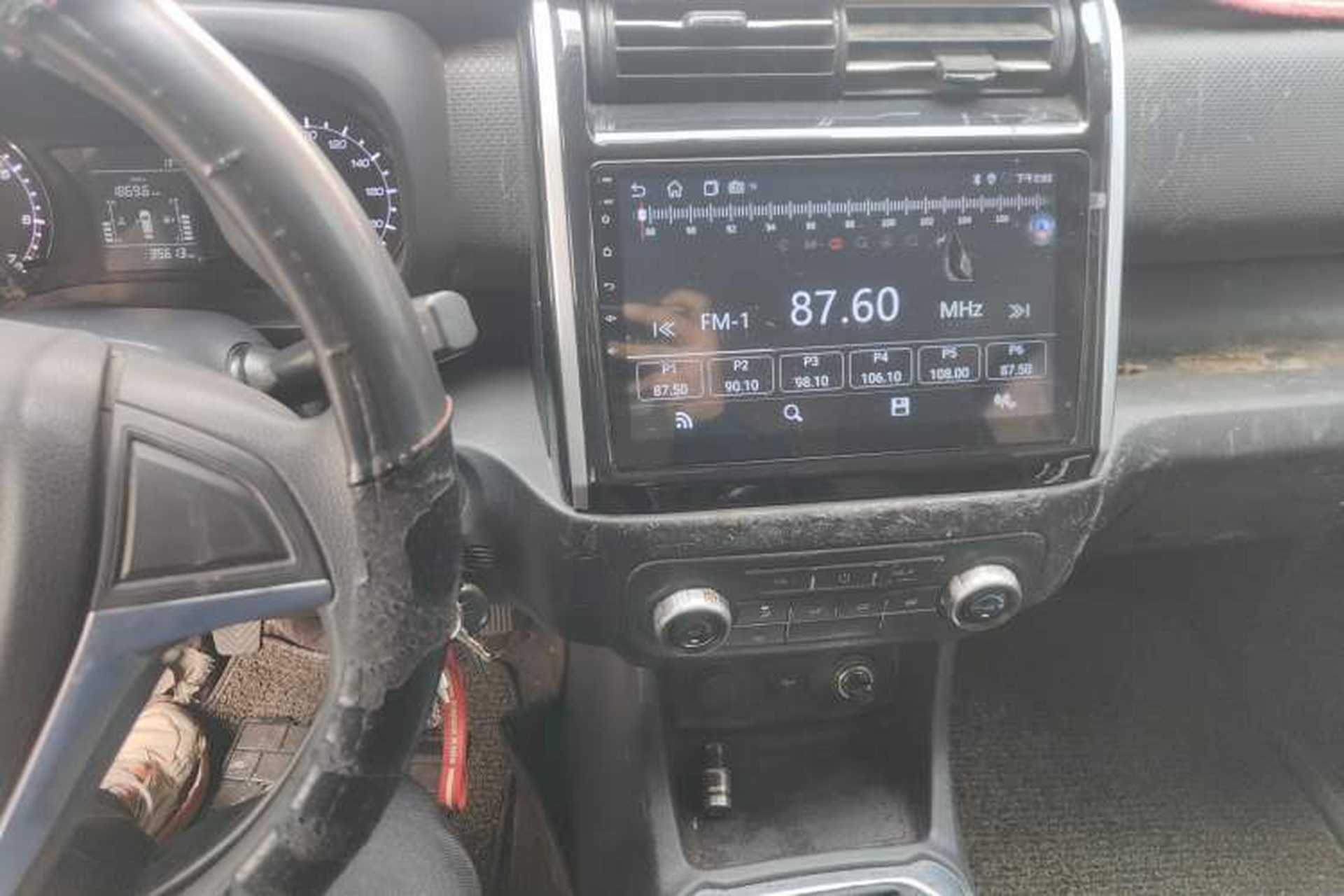 Used CHANGAN OSHAN X70A 2018 1.5L Manual Standard Edition Audio And AC Panel