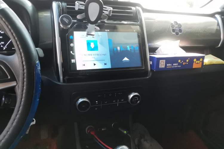 Used CHANGAN OSHAN X70A 2018 1.5L Manual Elite Version Audio And AC Panel