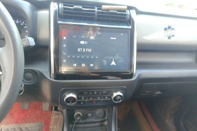 Used CHANGAN OSHAN X70A 2018 1.5L Manual Elite Version Audio And AC Panel
