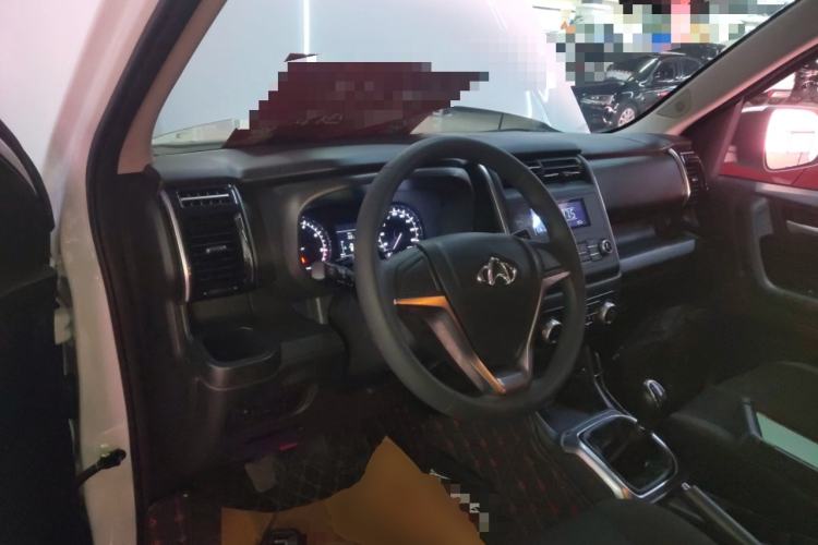 Used CHANGAN OSHAN X70A 2018 1.5L Manual Standard Edition Center Console