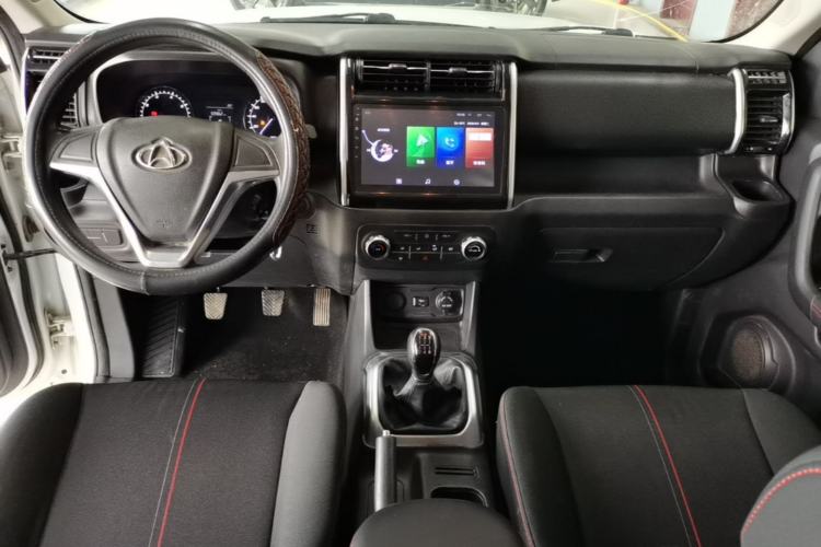 Used CHANGAN OSHAN X70A 2018 1.5L Manual Standard Edition Center Console