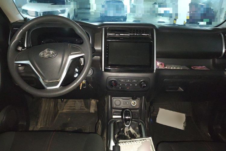 Used CHANGAN OSHAN X70A 2018 1.5L Manual Standard Edition Center Console