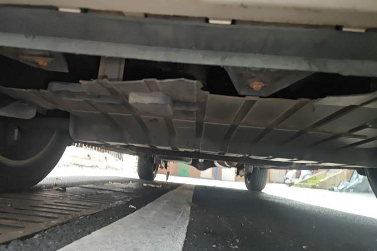 Used CHANGAN OSHAN X70A 2018 1.5L Manual Comfort Model Chassis Front