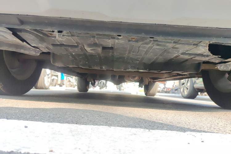 Used CHANGAN OSHAN X70A 2018 1.5L Manual Elite Version Chassis Front