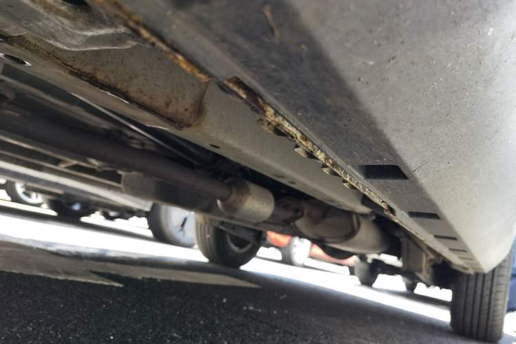 Used CHANGAN OSHAN X70A 2018 1.5L Manual Comfort Model Chassis Front Left