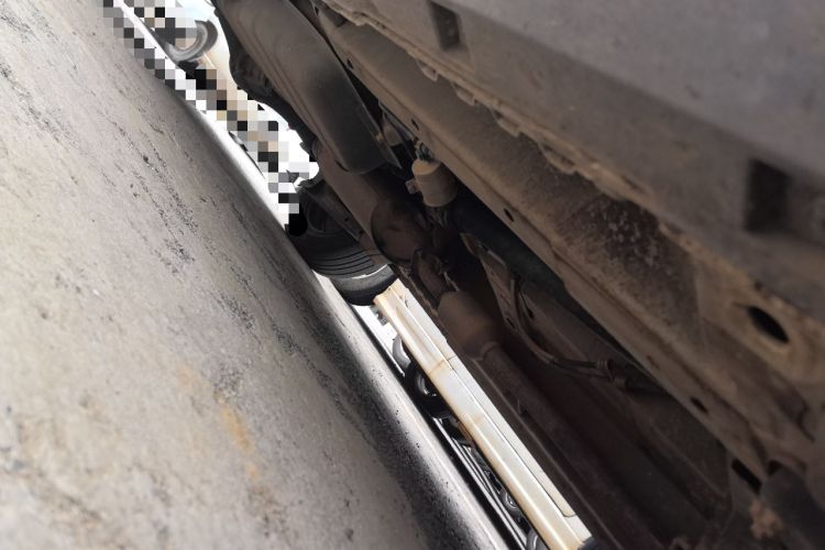 Used CHANGAN OSHAN X70A 2018 1.5L Manual Standard Edition Chassis Front Right