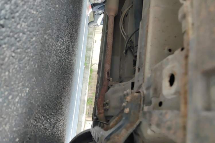 Used CHANGAN OSHAN X70A 2018 1.5L Manual Comfort Model Chassis Front Right