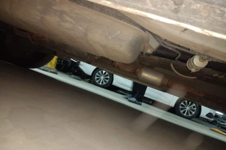 Used CHANGAN OSHAN X70A 2018 1.5L Manual Standard Edition Chassis Front Right