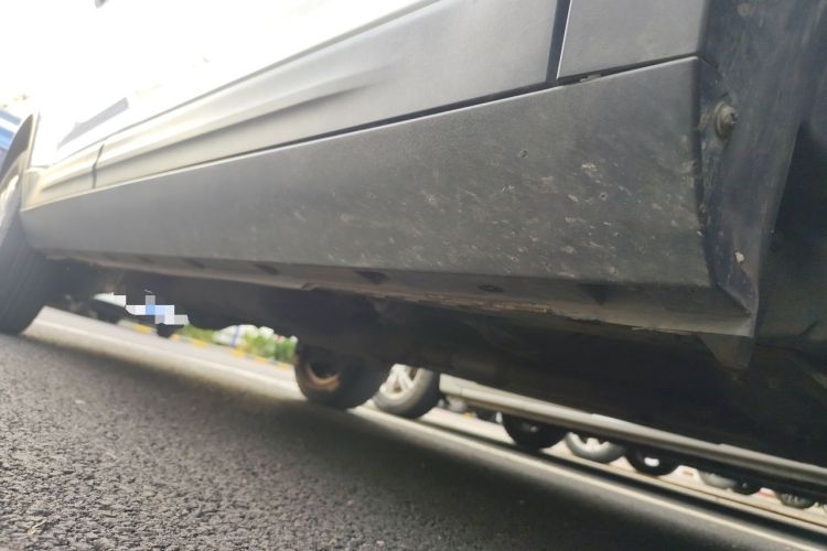 Used CHANGAN OSHAN X70A 2018 1.5L Manual Comfort Model Chassis Front Right