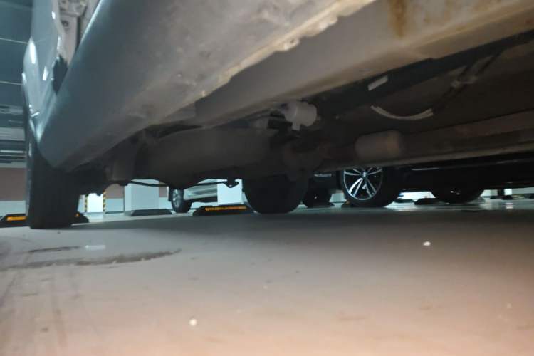 Used CHANGAN OSHAN X70A 2018 1.5L Manual Luxury Model Chassis Front Right