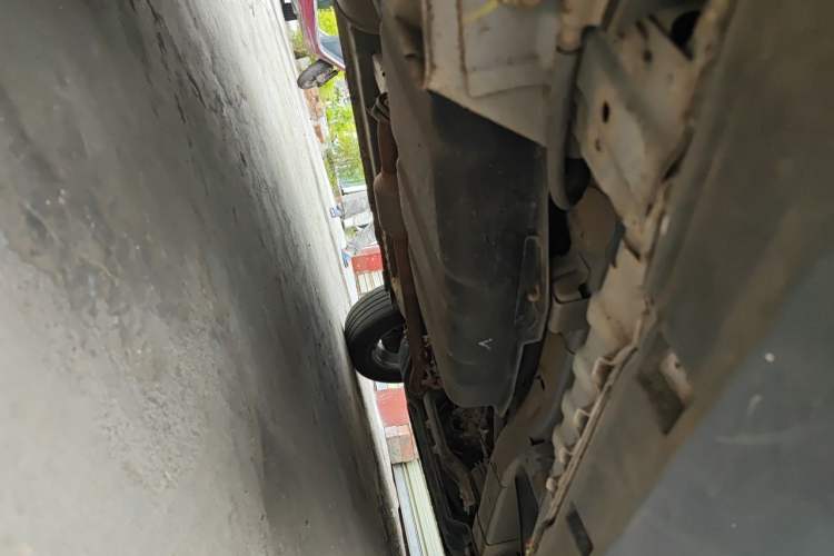 Used CHANGAN OSHAN X70A 2018 1.5L Manual Comfort Model Chassis Rear