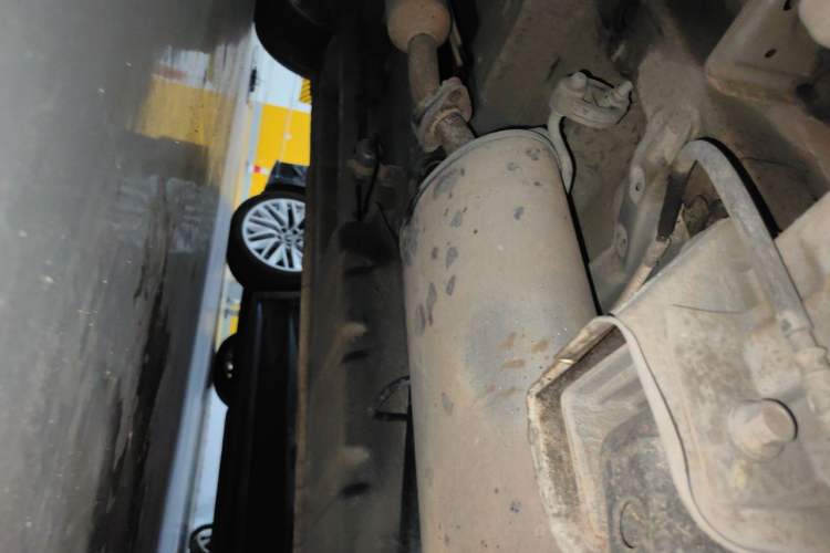 Used CHANGAN OSHAN X70A 2018 1.5L Manual Comfort Model Chassis Rear Left