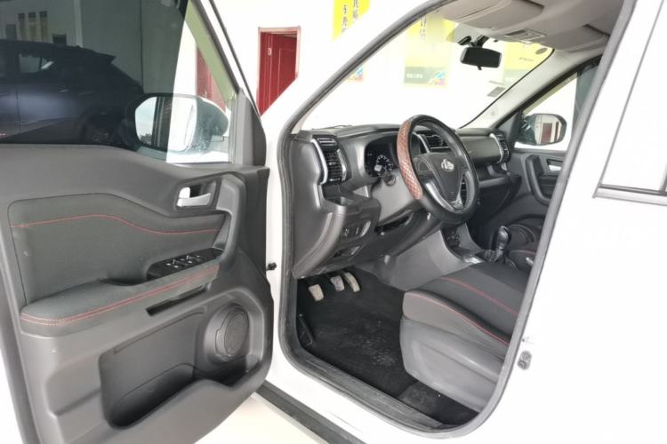 Used CHANGAN OSHAN X70A 2018 1.5L Manual Standard Edition Driver Seat
