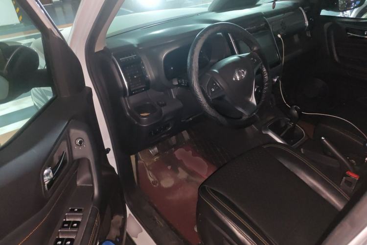 Used CHANGAN OSHAN X70A 2018 1.5L Manual Luxury Model Driver Seat