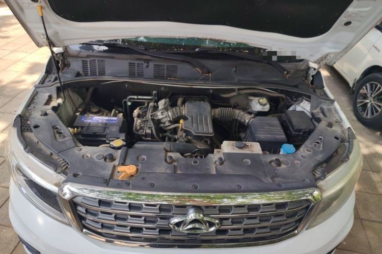 Used CHANGAN OSHAN X70A 2018 1.5L Manual Comfort Model Engine Bay