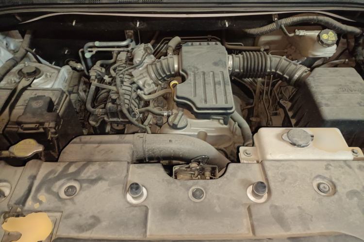 Used CHANGAN OSHAN X70A 2018 1.5L Manual Standard Edition Engine Bay