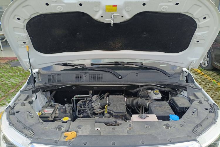 Used CHANGAN OSHAN X70A 2018 1.5L Manual Standard Edition Engine Bay
