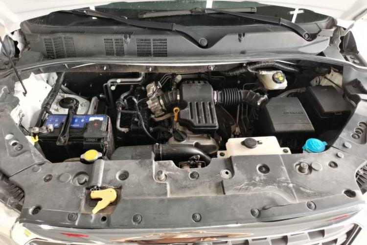 Used CHANGAN OSHAN X70A 2018 1.5L Manual Standard Edition Engine Bay
