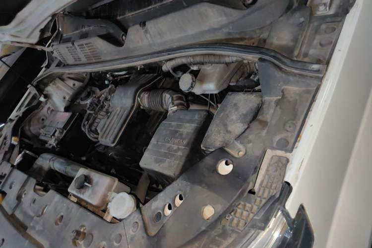Used CHANGAN OSHAN X70A 2018 1.5L Manual Comfort Model Engine Bay Left
