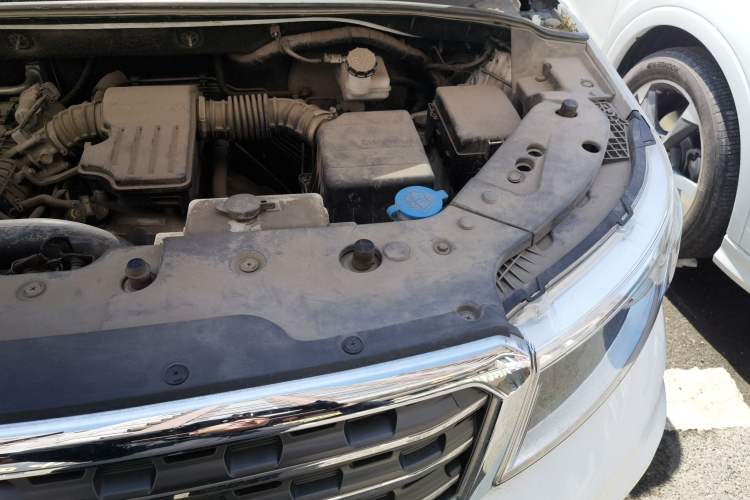 Used CHANGAN OSHAN X70A 2018 1.5L Manual Comfort Model Engine Bay Left