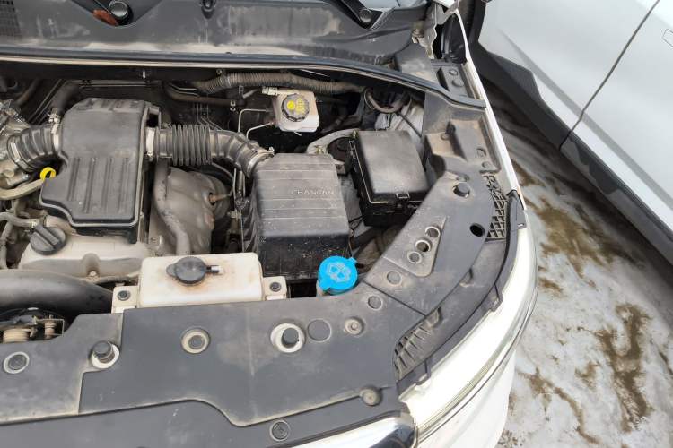 Used CHANGAN OSHAN X70A 2018 1.5L Manual Comfort Model Engine Bay Left