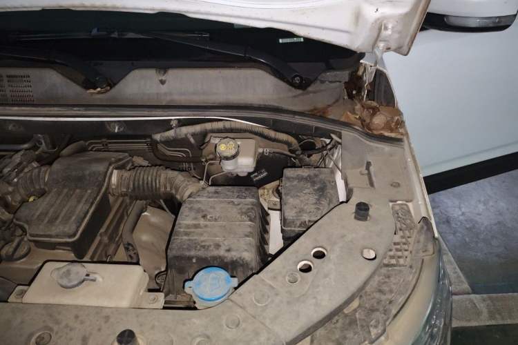 Used CHANGAN OSHAN X70A 2018 1.5L Manual Standard Edition Engine Bay Left