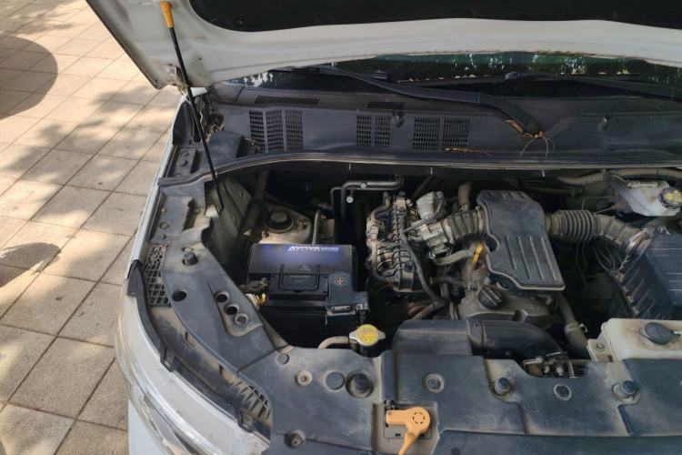 Used CHANGAN OSHAN X70A 2018 1.5L Manual Comfort Model Engine Bay Right