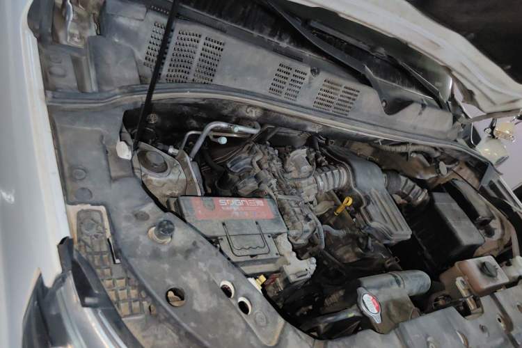 Used CHANGAN OSHAN X70A 2018 1.5L Manual Comfort Model Engine Bay Right