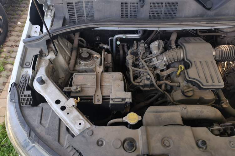 Used CHANGAN OSHAN X70A 2018 1.5L Manual Base Version Engine Bay Right