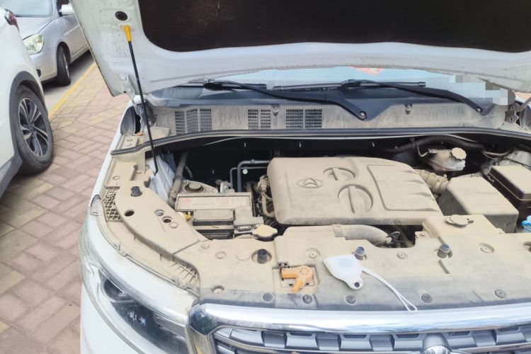 Used CHANGAN OSHAN X70A 2018 1.5L Manual Luxury Model Engine Bay Right