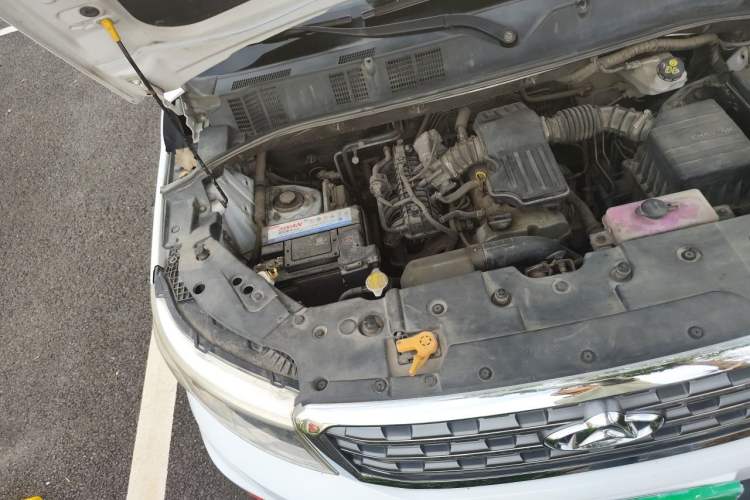 Used CHANGAN OSHAN X70A 2018 1.5L Manual Comfort Model Engine Bay Right