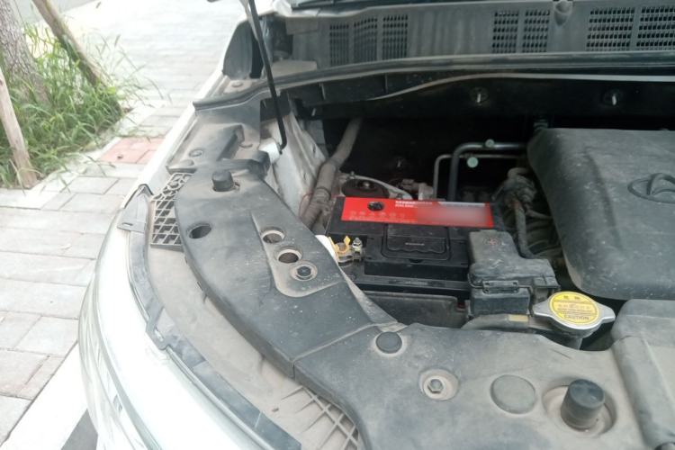 Used CHANGAN OSHAN X70A 2018 1.5L Manual Elite Version Engine Bay Right