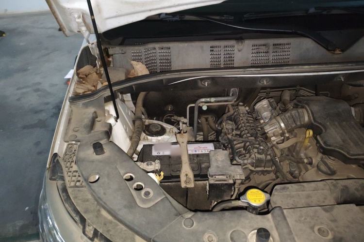 Used CHANGAN OSHAN X70A 2018 1.5L Manual Standard Edition Engine Bay Right