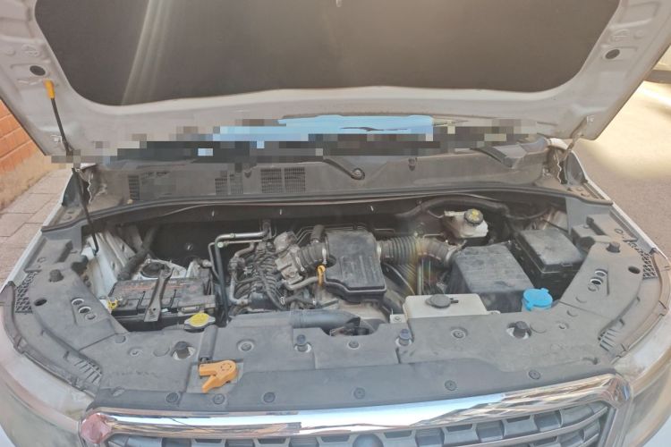 Used CHANGAN OSHAN X70A 2018 1.5L Manual Standard Edition Engine Bay