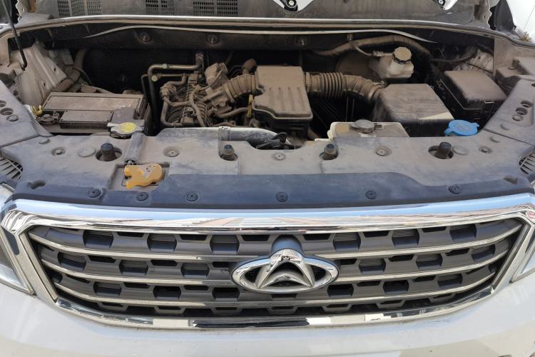 Used CHANGAN OSHAN X70A 2018 1.5L Manual Comfort Model Engine Bay